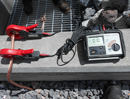 Mega Ohmetro digital marca Megger